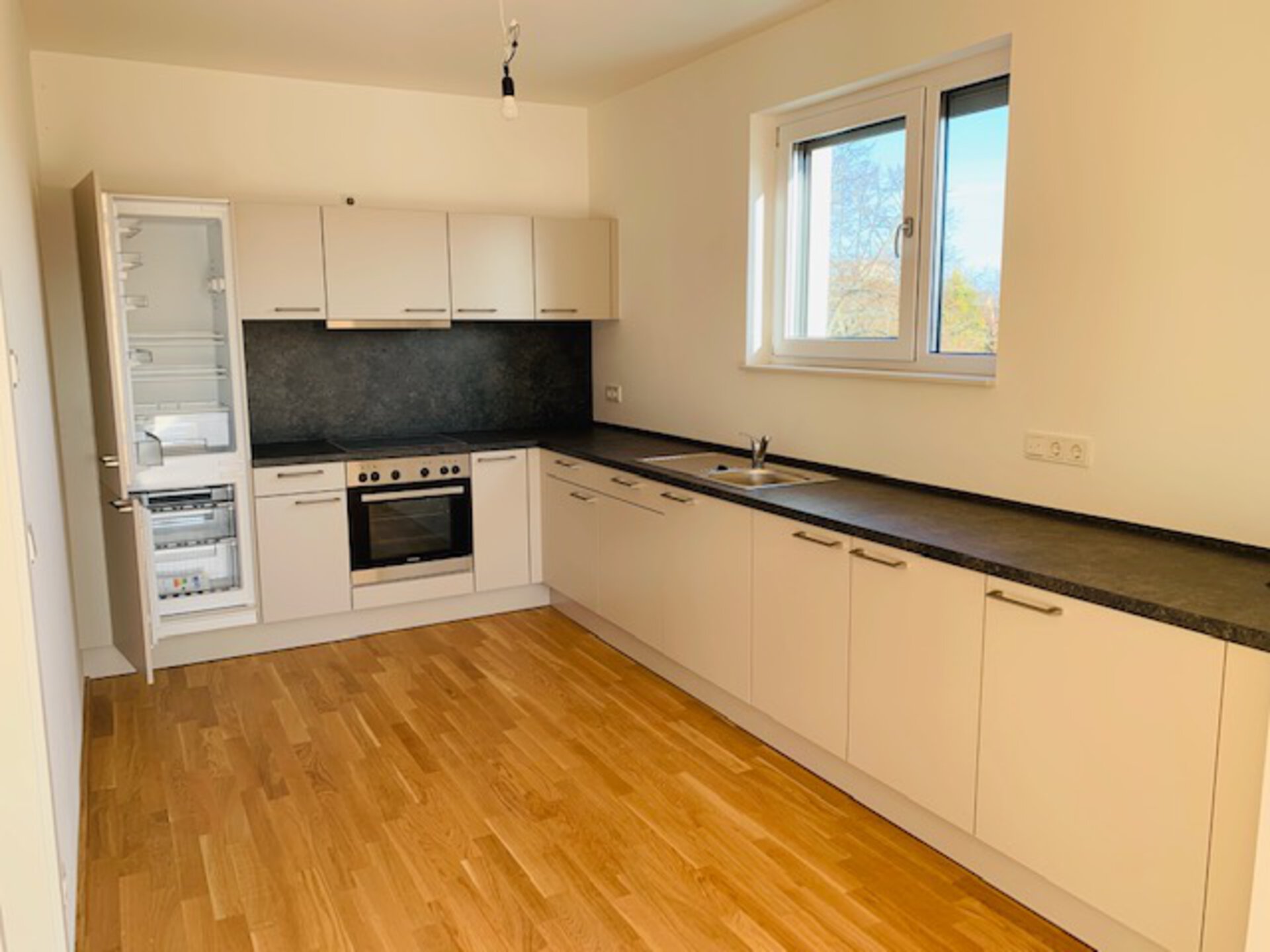 Moderne Wohnung mit toller Dachterrasse und geräumiger Einbauküche Bild1.jpg | © Dawonia