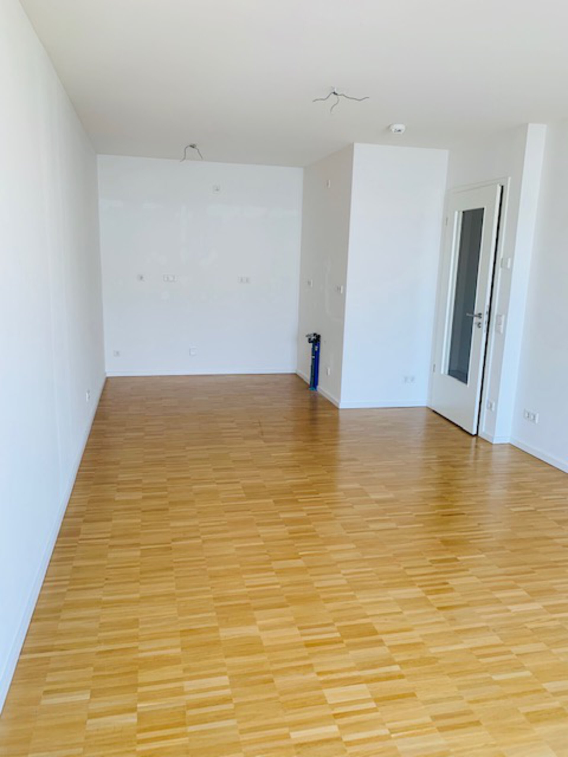 Wohnzimmer mit offener Küche | © Dawonia