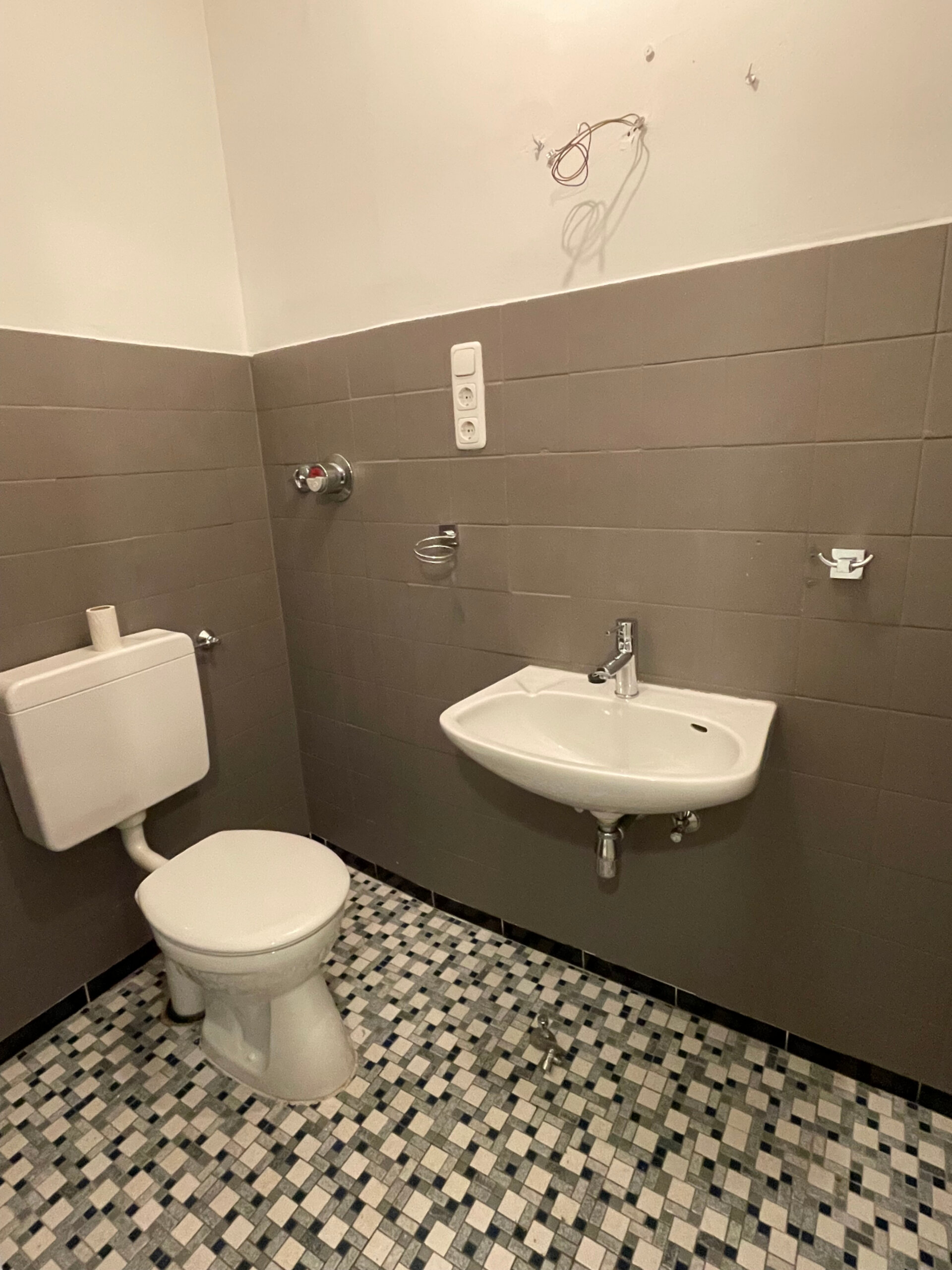 Flur inkl. Küchenanschlüsse | © Dawonia